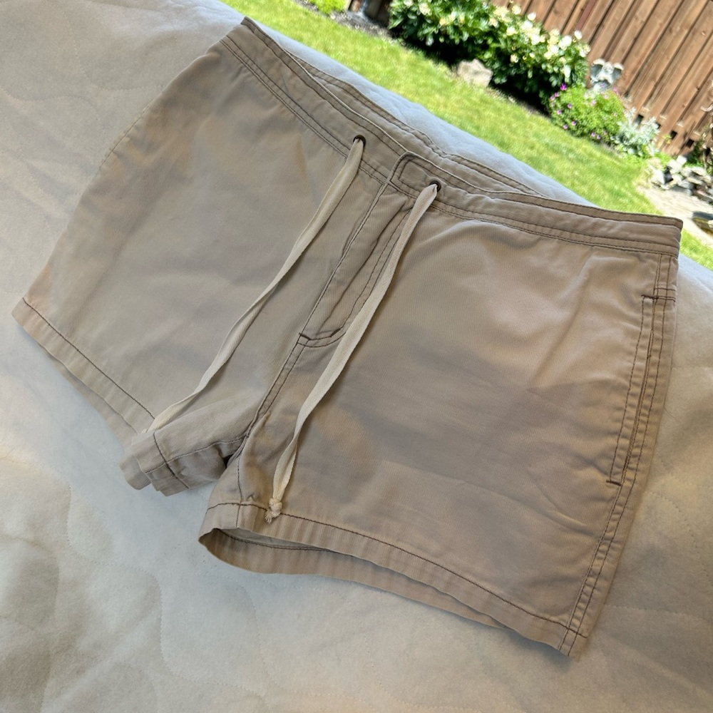 VINTAGE CABIN CREEK SHORTS